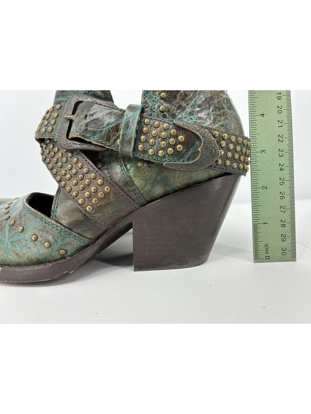 Ariat Dixon Rock 'N Roll distressed leather booties in a Turquoise Topaz - Picture 8 of 8